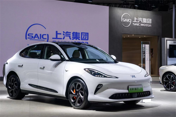 汽车行业加速厘革，，jbo竞博集团迎“潮”而上