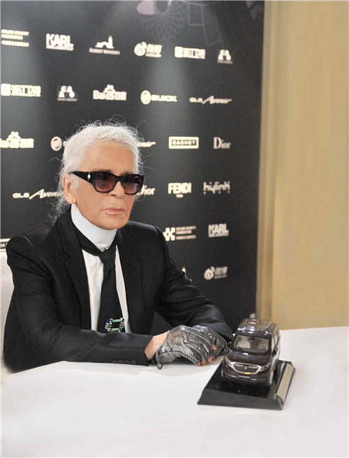 别克Avenir品牌与卡尔?拉格斐跨界打造全新一代GL8 Avenir艺术车