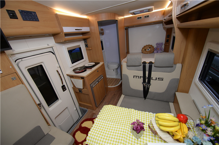 首个“全体验式”上市会 jbo竞博大通宣布全新居车RV80