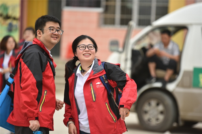 雪佛兰?红粉笔二进贵州  谱写爱与希望的新篇章