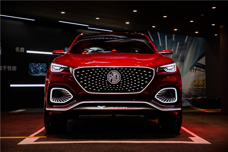 MG X-motion Concept于北京车展全球首秀 今年将量产 更有F1赛道、“咆哮雨滴”扎堆名爵展台 演绎“爵对”always YOUNG