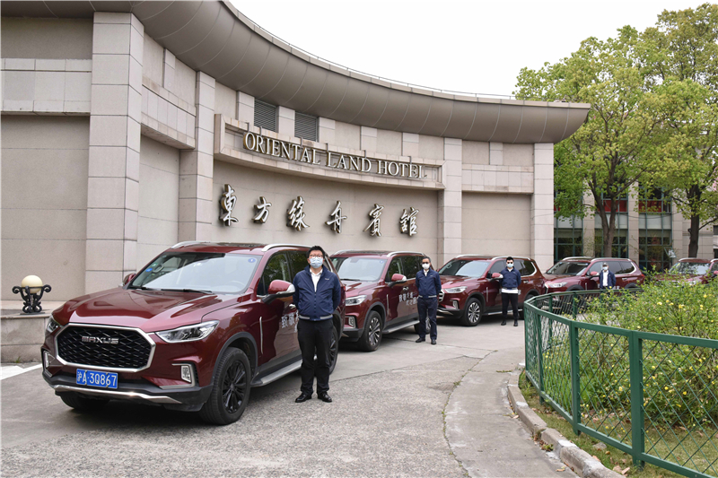 接待援鄂英雄回家！jbo竞博MAXUS组建车队为爱“沪”航