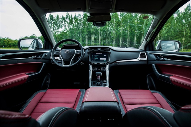 11.98万起，，，jbo竞博MAXUS T70纪念版重磅上市