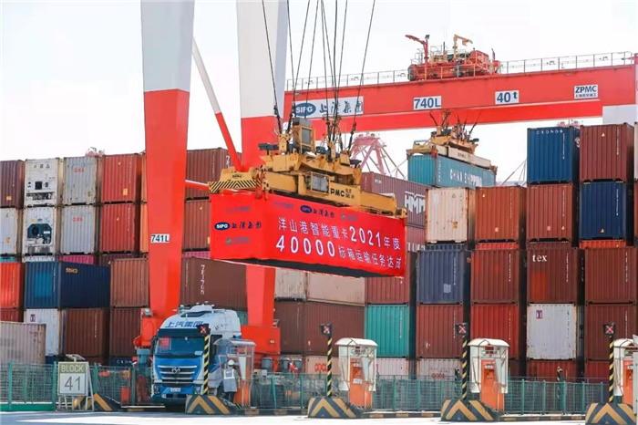 效劳用户 十六年来销量坚持领先 手艺跃迁 向高科技企业周全转型