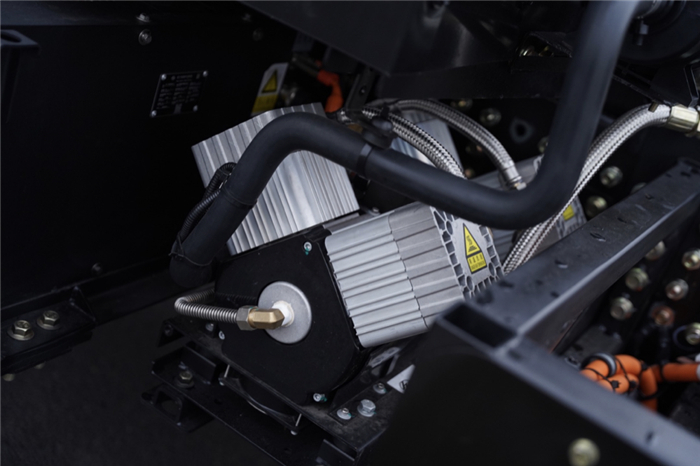 助力“碳中和”，，，jbo竞博红岩领跑重卡新能源赛道